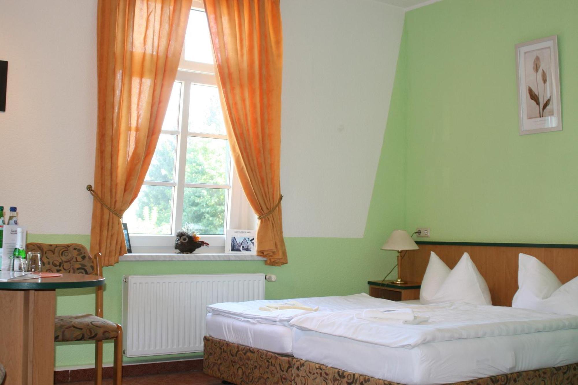 Haus Kehrwieder - Hotel Am Kur-Cafe Bad Suderode Quarto foto