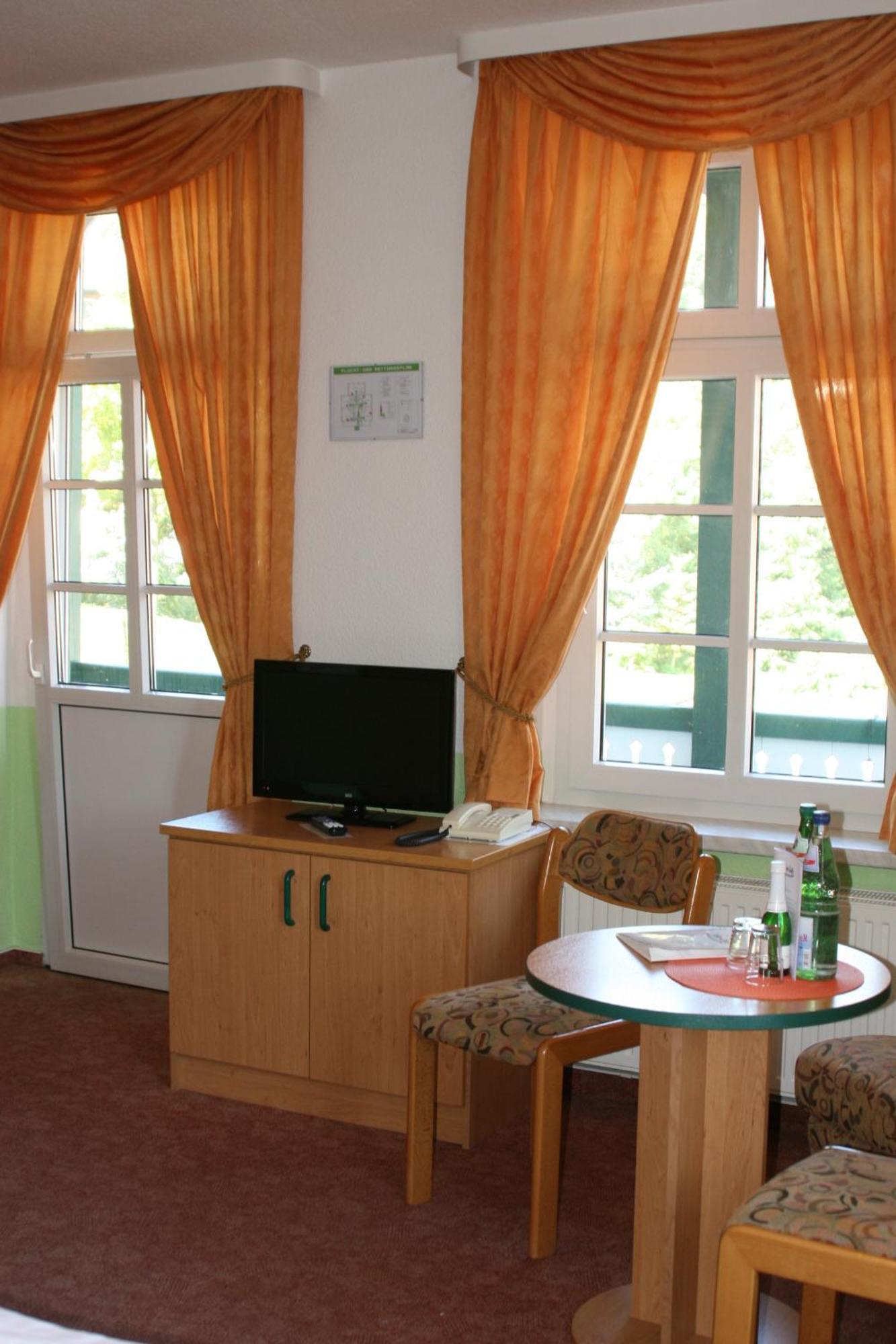 Haus Kehrwieder - Hotel Am Kur-Cafe Bad Suderode Quarto foto